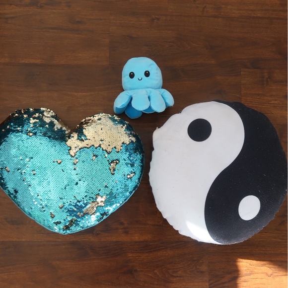 Plush Bundle - Picture 13 of 13